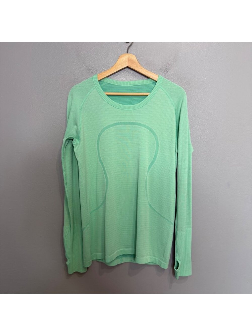 LULULEMON Swiftly Tech Long Sleeve Crew in Heathered Menthol size 12